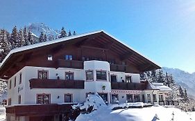 Gaestehaus Kristall